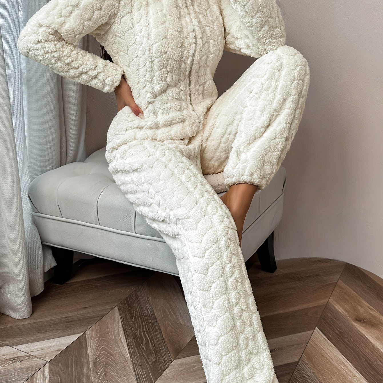 Damen Creme Texturierter Kapuzen-Onesie - Reißverschluss Weiche Loungewear