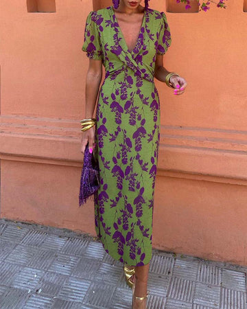 Schickes und Elegantes Kleid mit V-Ausschnitt und Print für Damen