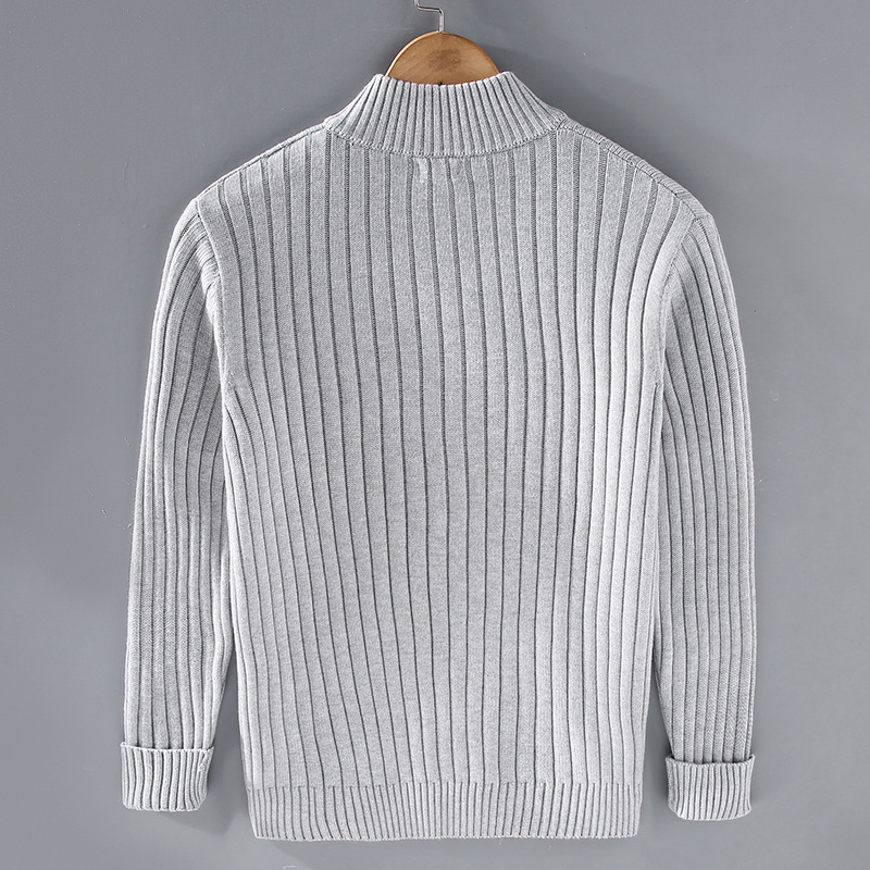 Cardigan di maglia alla moda per uomo