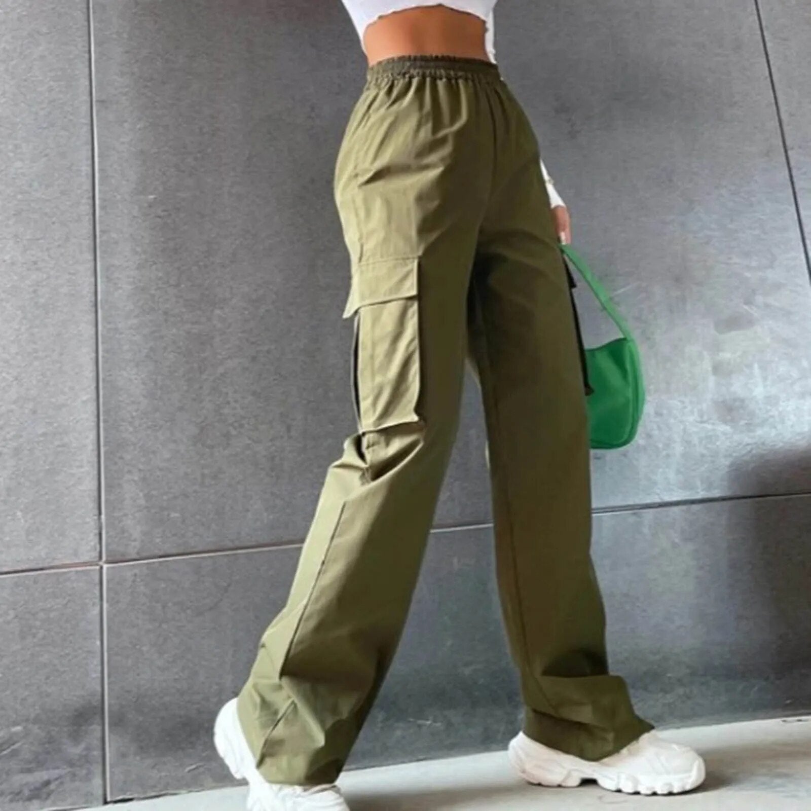 Women's High-Waisted Cargo Pants – Wide-Leg with Multiple Pockets
