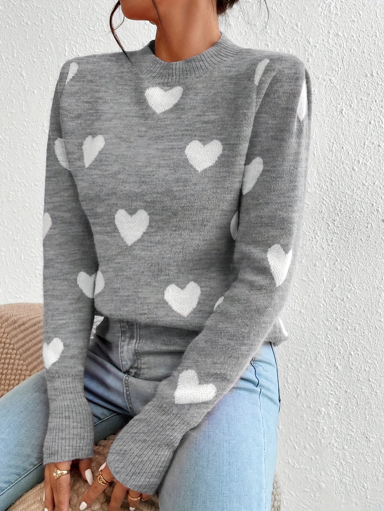 Eleganter Rundhals-Pullover mit Herzmuster für Damen | Valentina