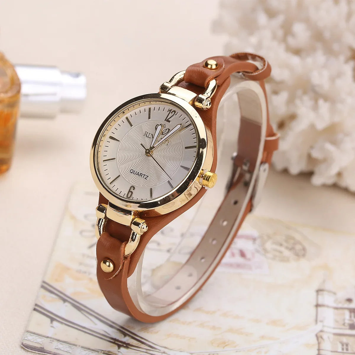 Damen Vintage Style Uhr - Zweifarbig mit Verstellbarem Band