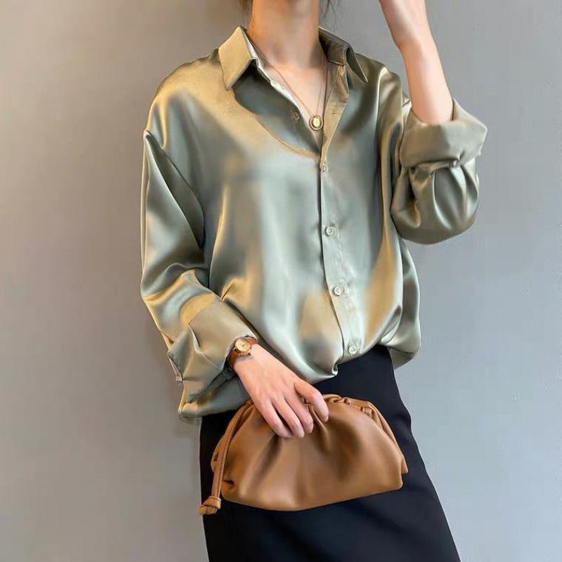 Damen Satin-Bluse - Langarm & Knopfleiste