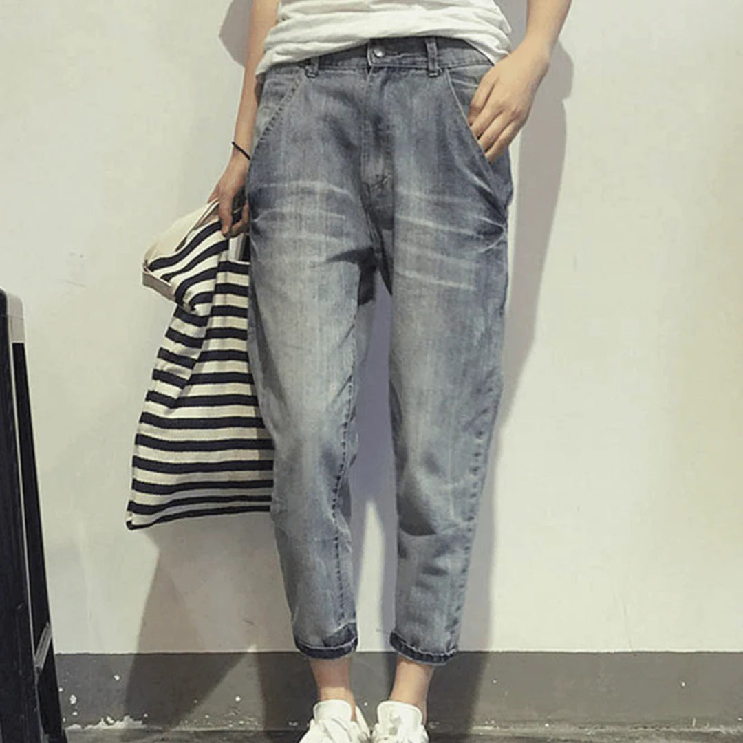 Women's Light Blue Cropped Jeans in Wash - Mid Rise & Loose Fit