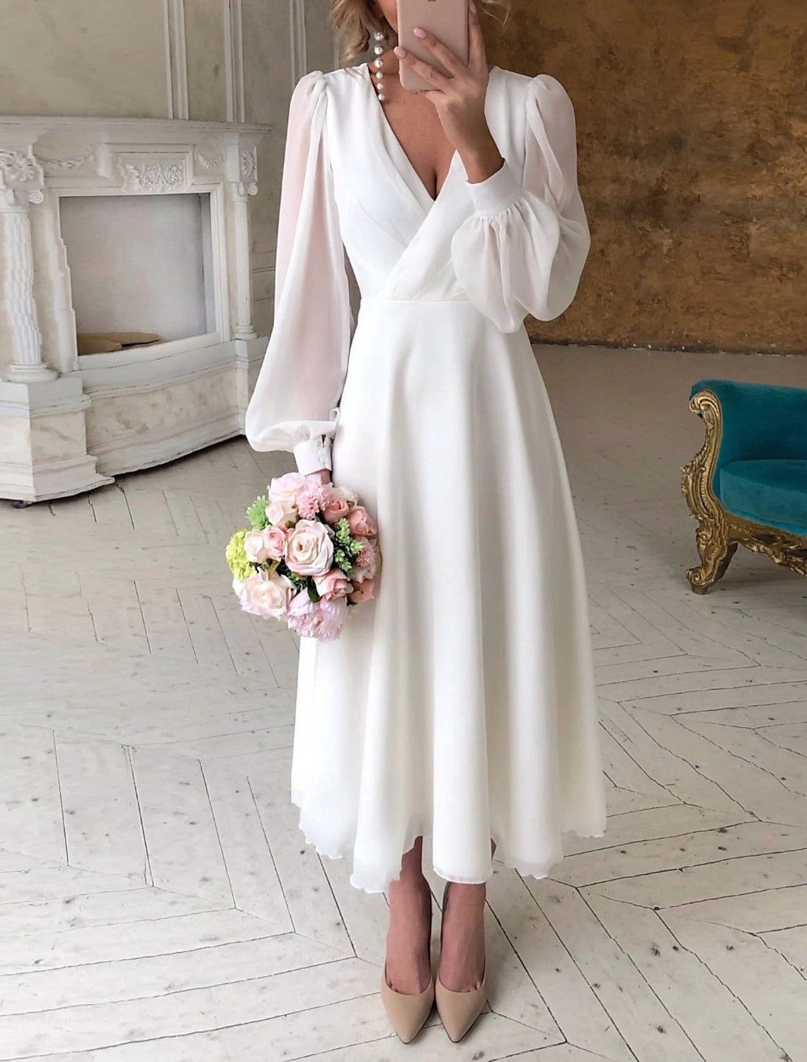 Damen Weißes Midi Hochzeitskleid - Laternenärmel mit V-Ausschnitt