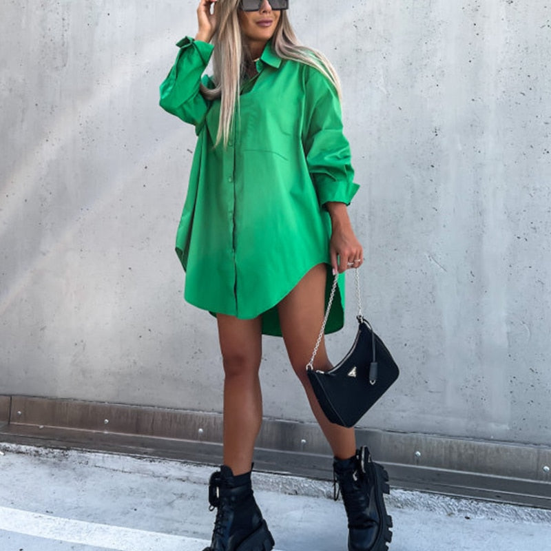 Damen Minikleid - Übergroßes & Knopfleiste