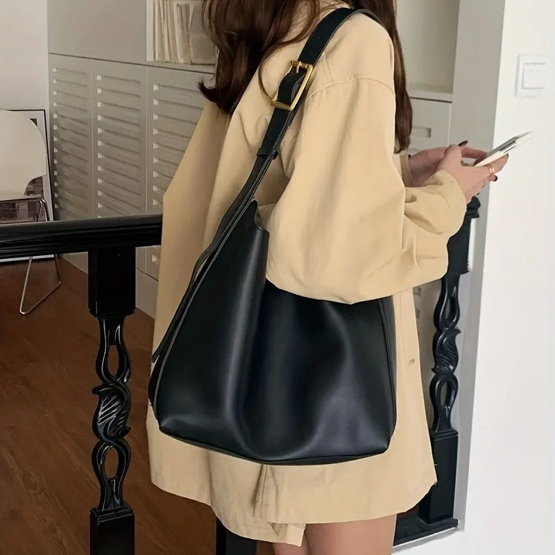 Women's Chic Shoulder Bag - Elegant & Versatile Everyday Bag