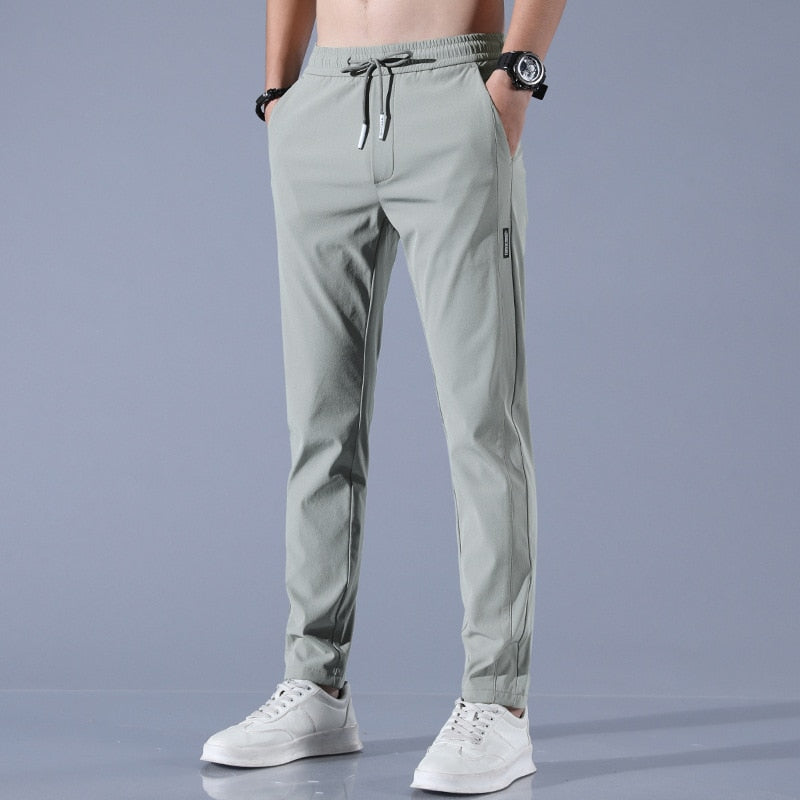 Men's Lightweight Stretch Jogging Pants - Tapered Fit with Drawstring