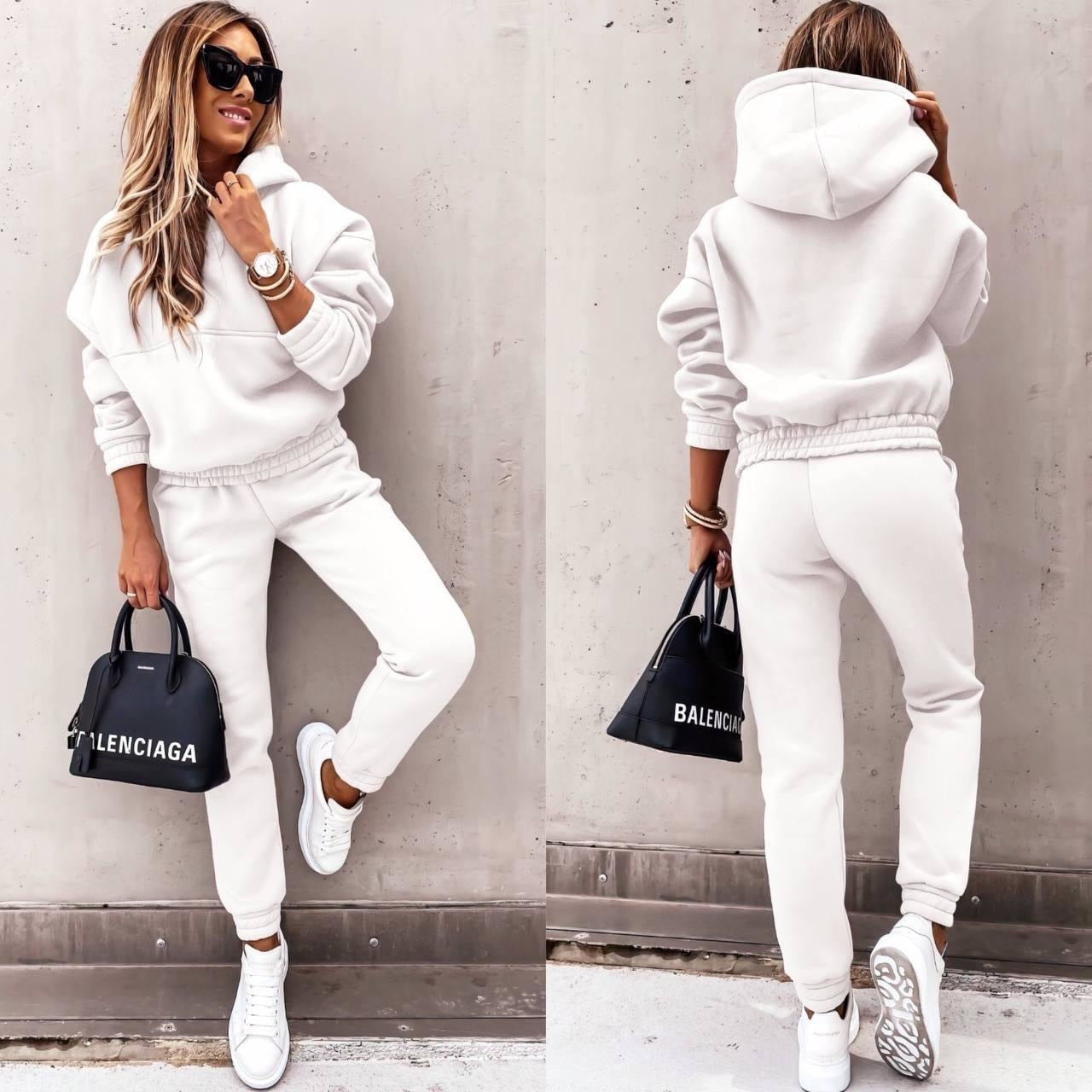 Women's Hoodie & Jogger Set - Cozy & Stylish