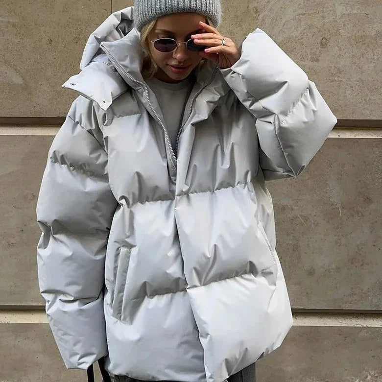 Chaqueta acolchada oversize para mujer - diseño corto acolchado con capucha