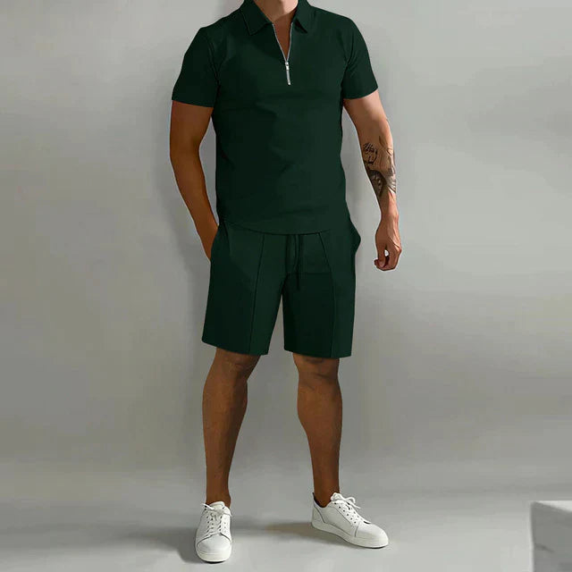 Set elegante di polo e pantaloncini da uomo