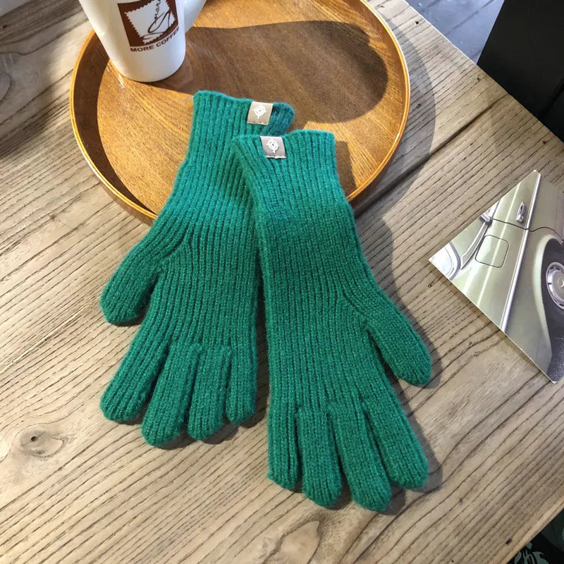 Men's knitted winter gloves - ribbed & touchscreen-compatible