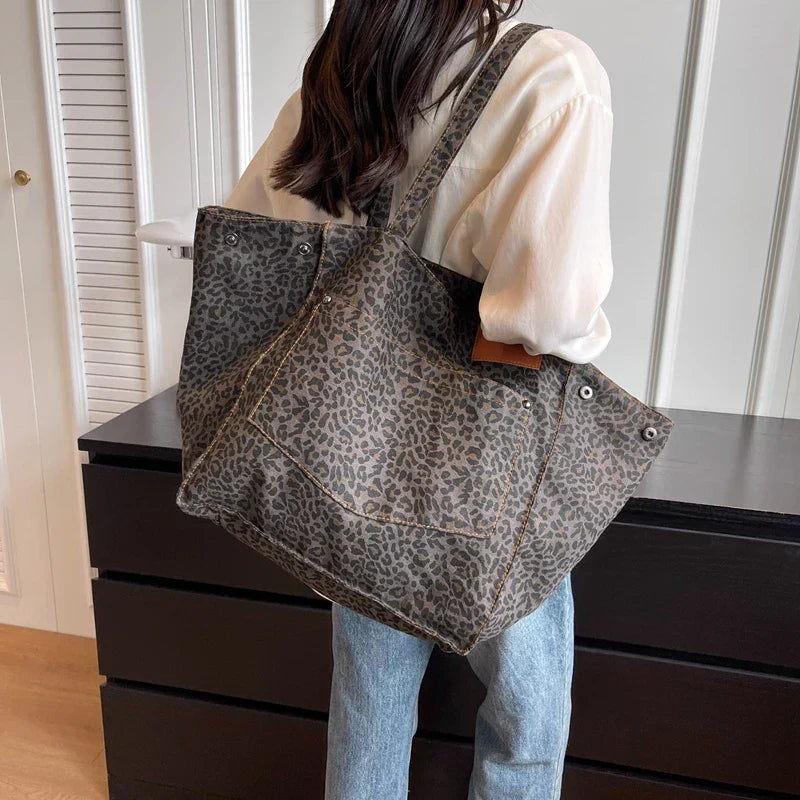Damen Tote Bag mit Leopardenmuster - Stilvoll & Geräumig